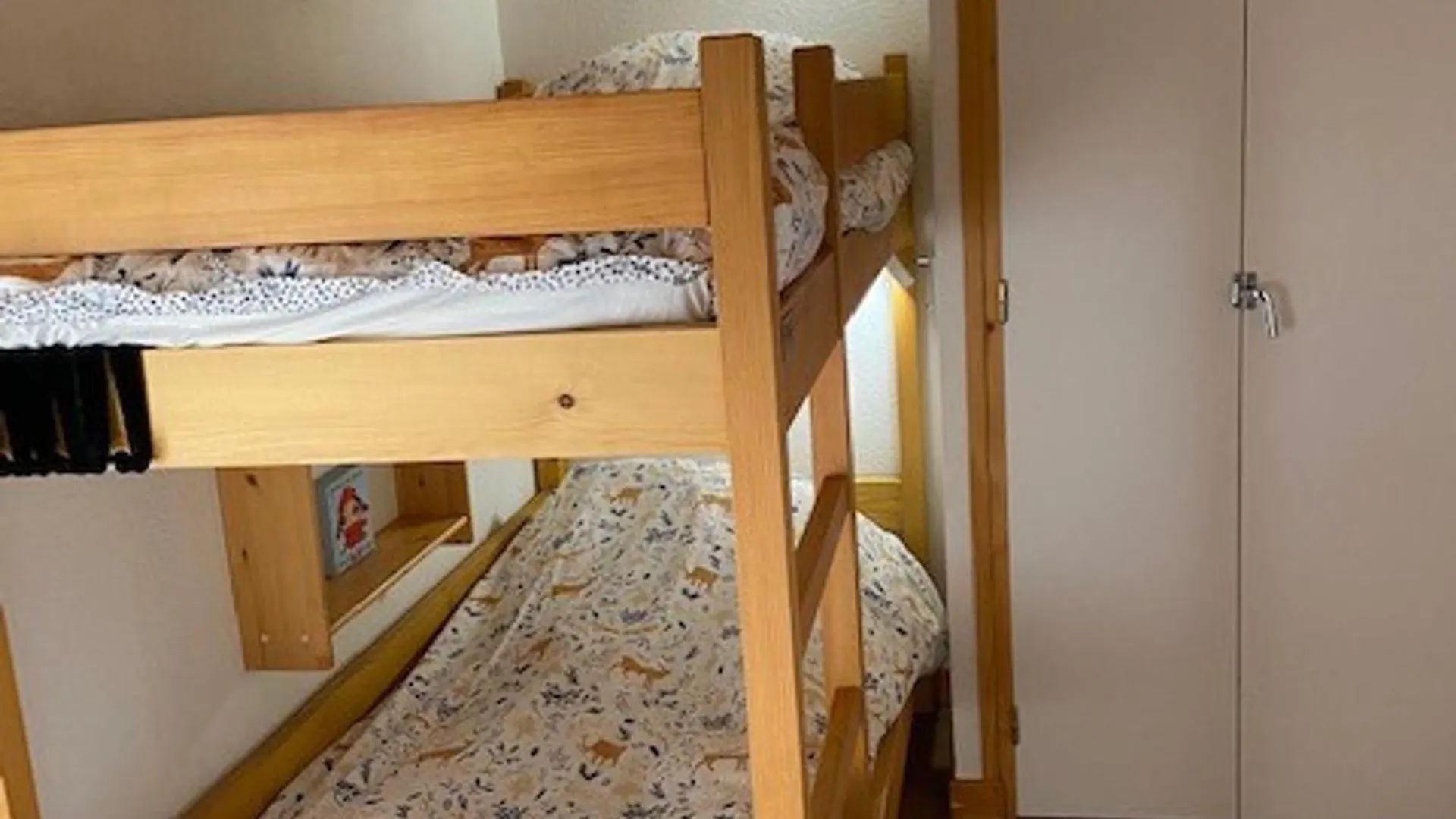 Appartement Cosy A Chatel : 5 Pers, Balcon, Parking, Wifi - Fr-1-676-32 France